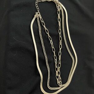 Elegant Silver Chain Necklace